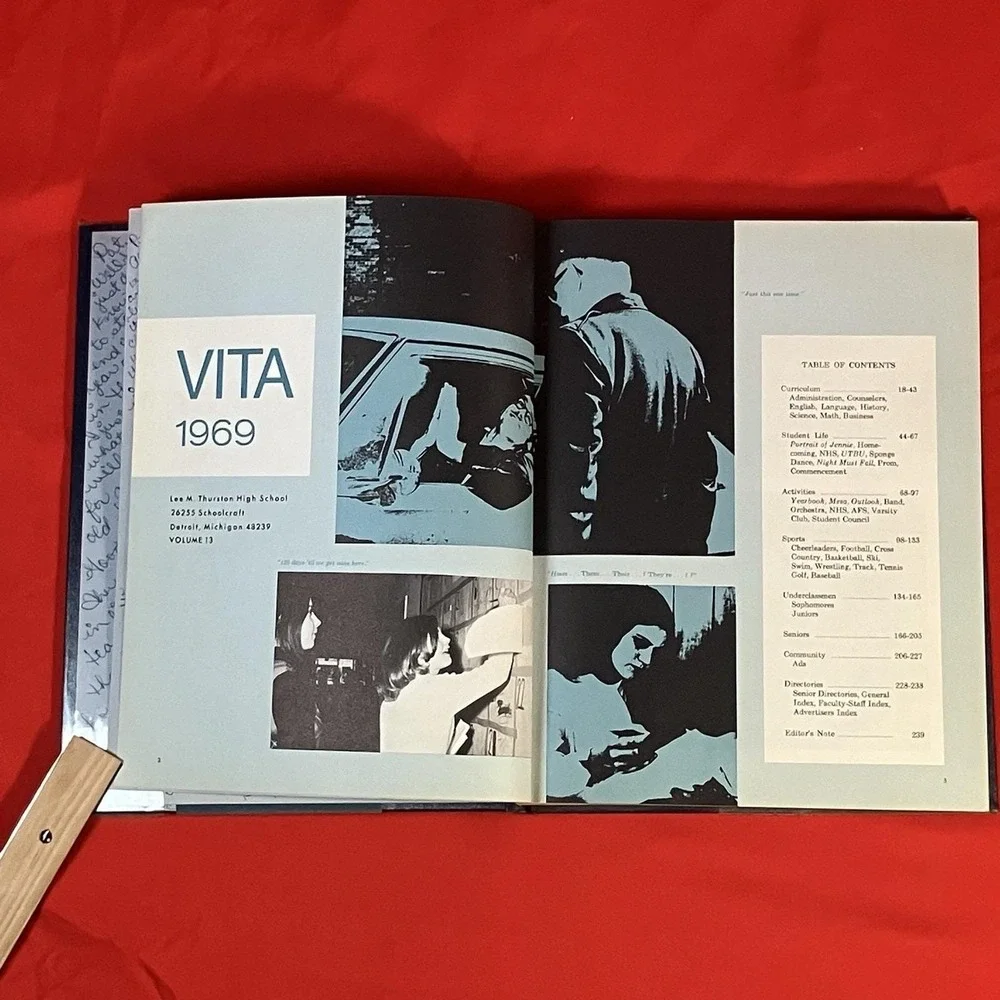 Vtg 1969 Vita Yearbook / Lee M. Thurston‎ High School Redford MI / Detroit